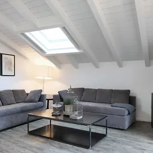 Nene - La Scalinata Apartment