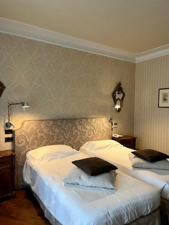 Hotel Relais I Due Roccoli Iseo 4*,