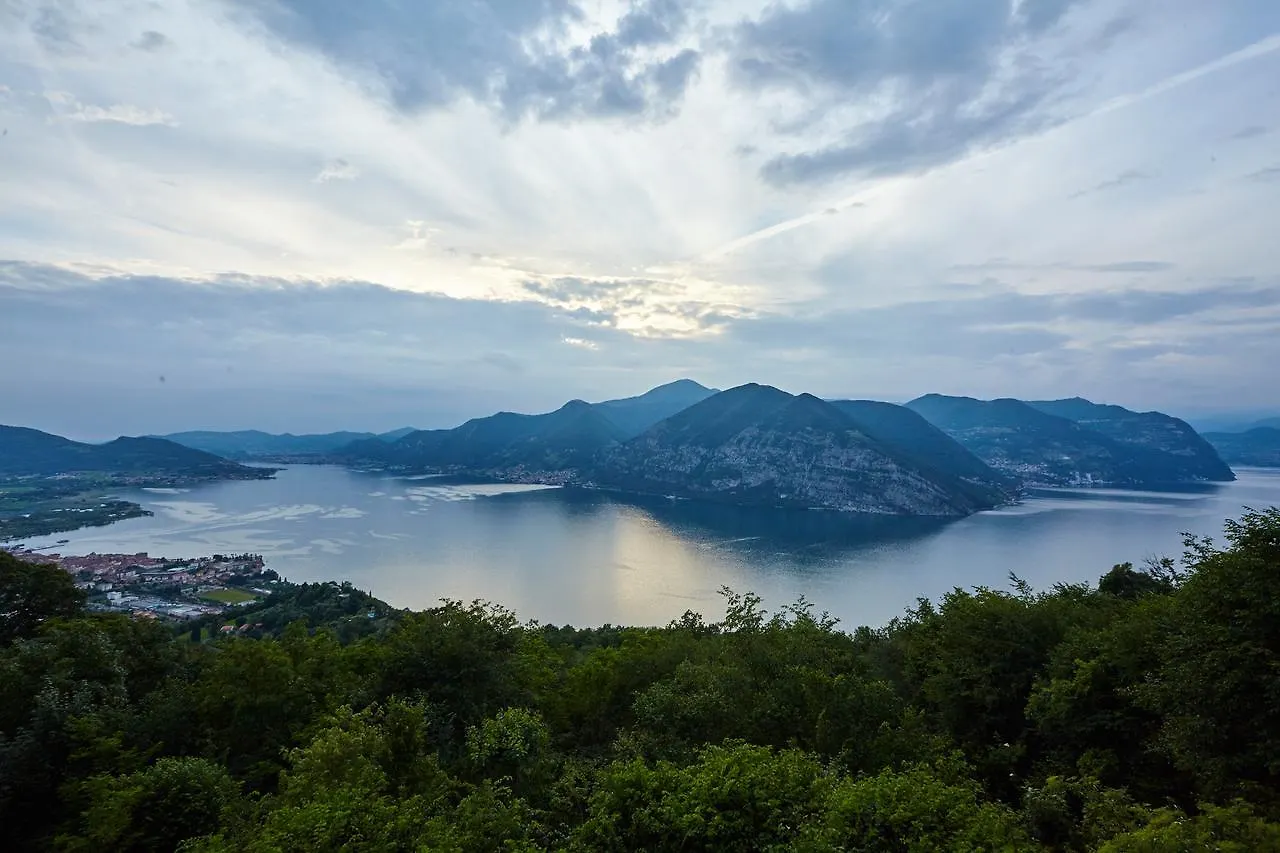 Hotel Relais I Due Roccoli Iseo 4*,